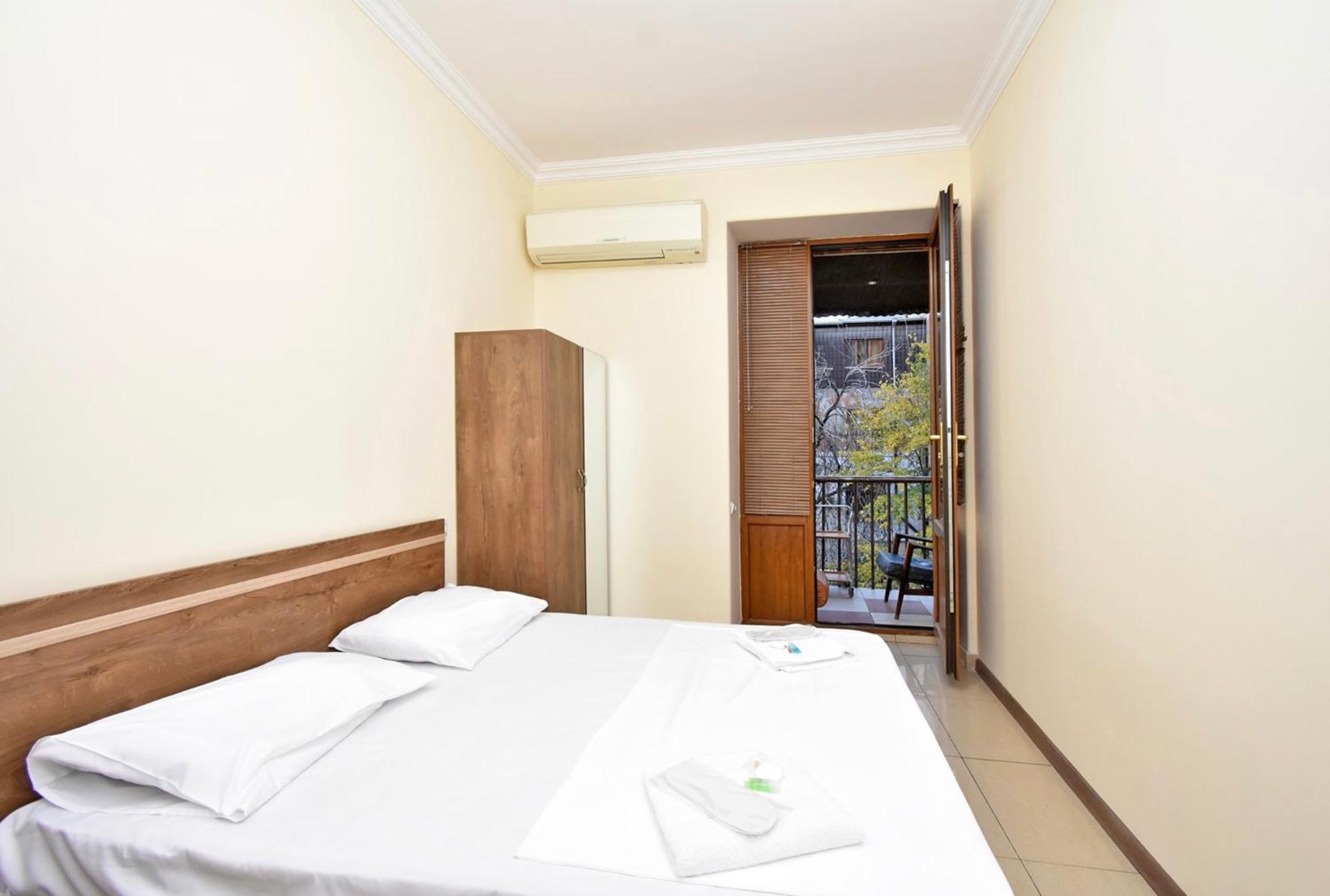 Hotel Costa Erivan Exterior foto